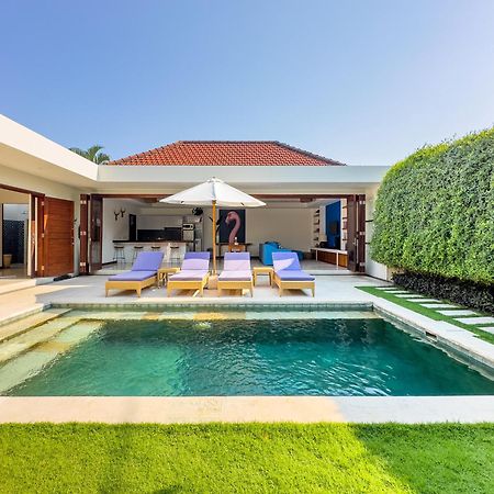 Villa Bugis Kayu Aya Seminyak Экстерьер фото