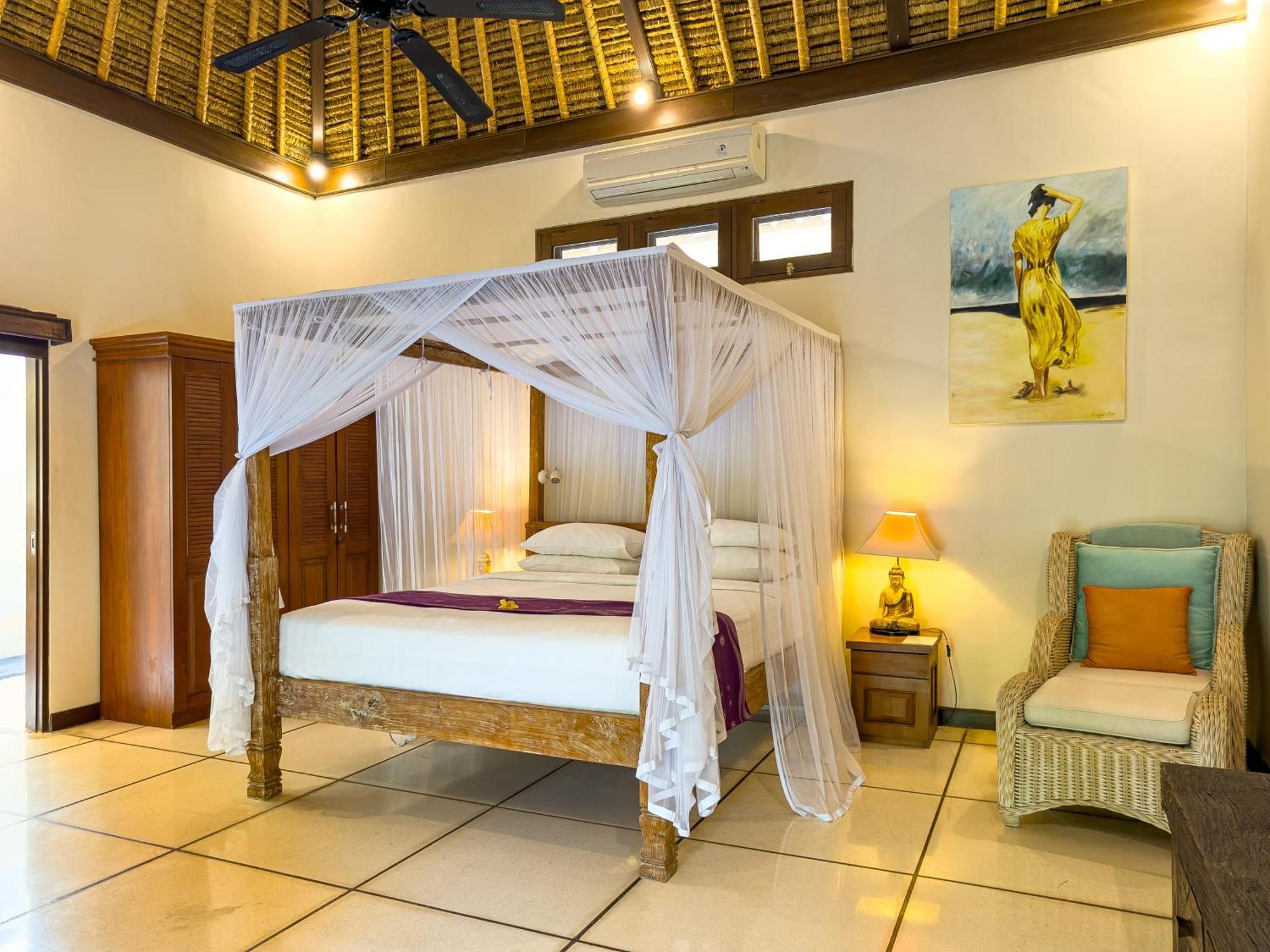 Villa Bugis Kayu Aya Seminyak Номер фото